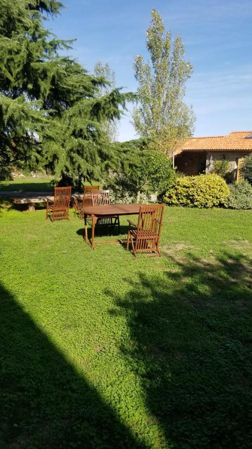 Chambres Et Gite Dans Un Lieu Calme Et Champetre Gourge Les Grippeaux Proche Parthenay Exterior foto